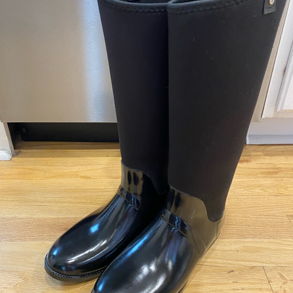 MICHAEL KORS COLLECTION RAIN BOOTS SIZE 11 - Picture 6 of 8